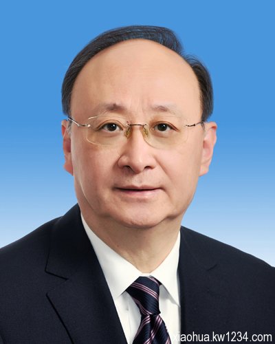 �й���ʮ�������쵼������Ա����