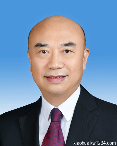 �й���ʮ�������쵼������Ա����